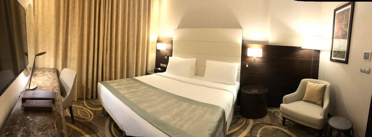 Millennium Makkah Al Naseem Mekka Zewnętrze zdjęcie A room at the hotel