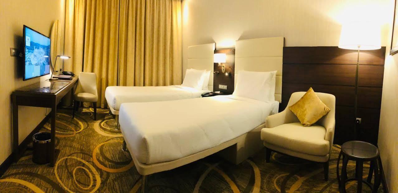 Millennium Makkah Al Naseem Mekka Zewnętrze zdjęcie A room at the hotel