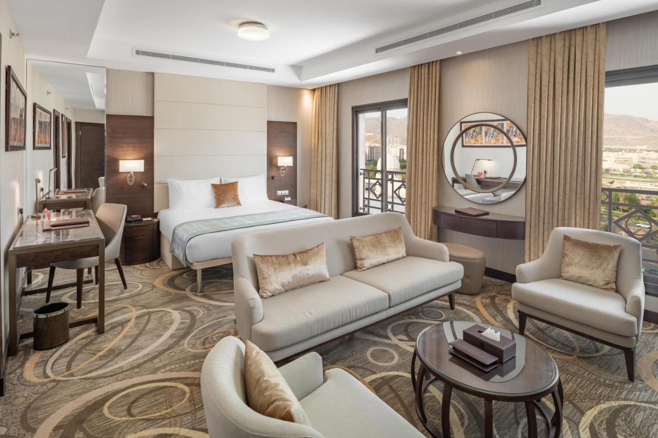 Millennium Makkah Al Naseem Mekka Zewnętrze zdjęcie Room at the hotel
